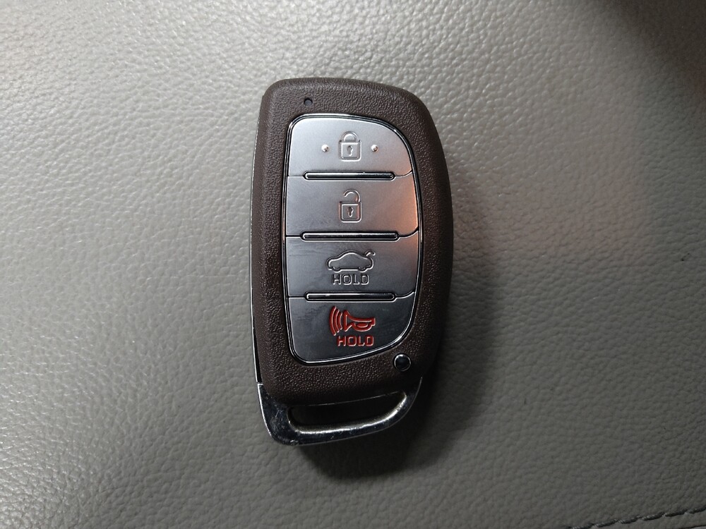 2017 Hyundai Elantra in Union City, GA 30291 - 18088171 32