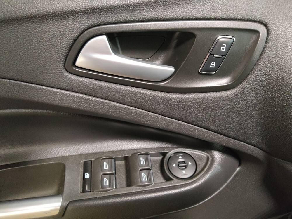 2016 Ford C-MAX in Round Rock, TX 78664 - 18088177 27