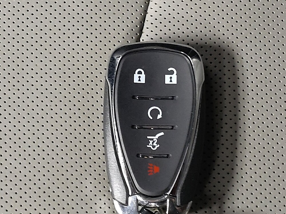 2019 Chevrolet Equinox in Fort Worth, TX 76116 - 18088187 32