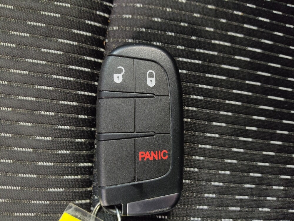 2020 Dodge Journey in Tampa, FL 33619 - 18088192 32