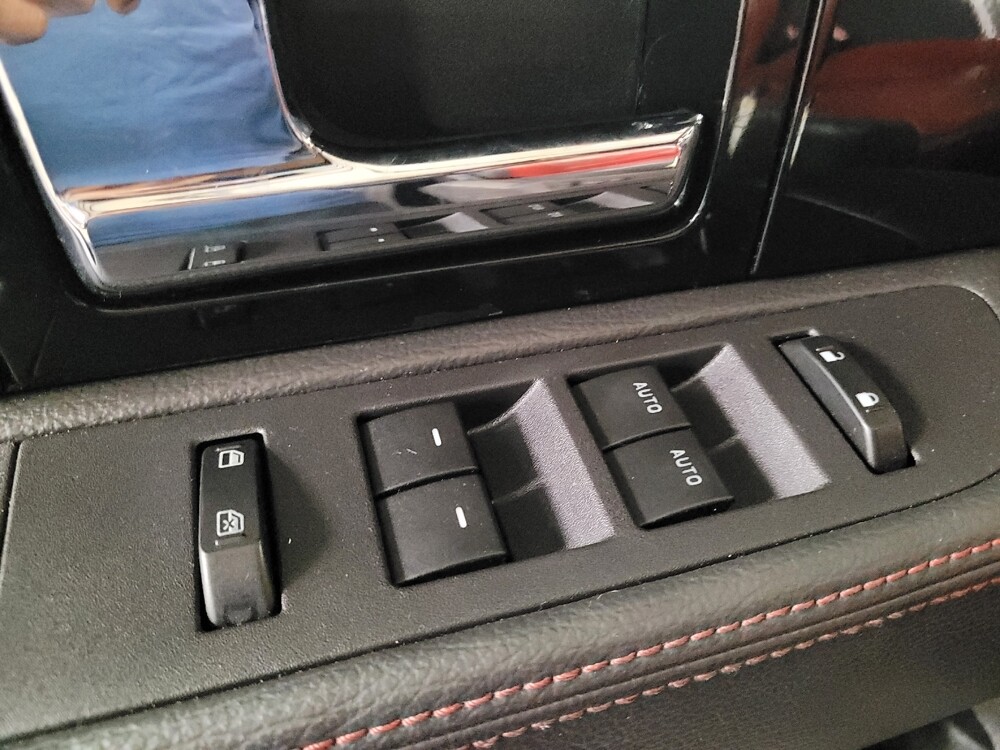 2013 Ford F150 in Tampa, FL 33619 - 18088196 27