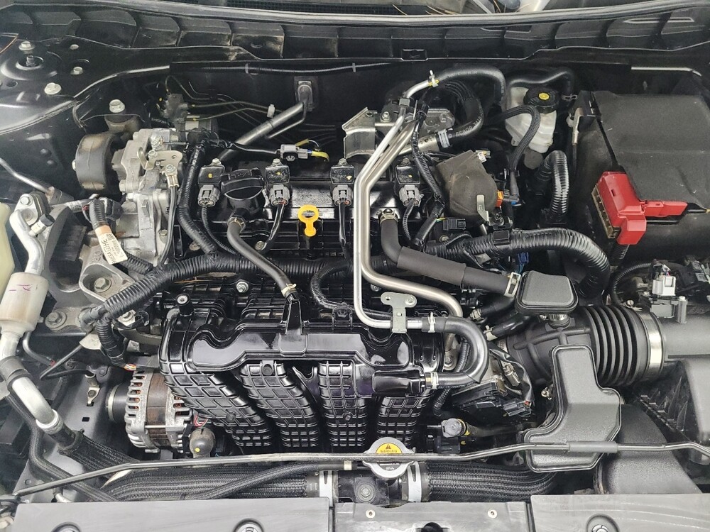 2021 Nissan Altima in Las Vegas, NV 89104 - 18088198 30