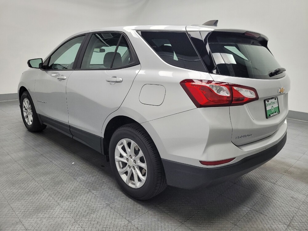 2020 Chevrolet Equinox in Las Vegas, NV 89102 - 18088201 3