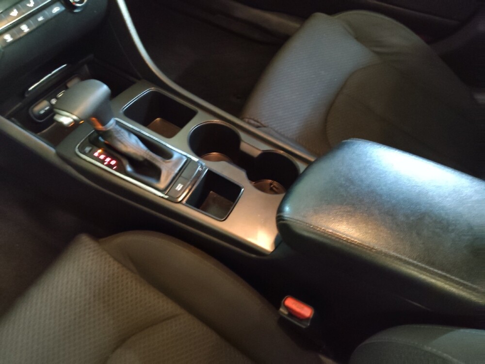 2016 Kia Optima in Fayetteville, NC 28304 - 18088203 26