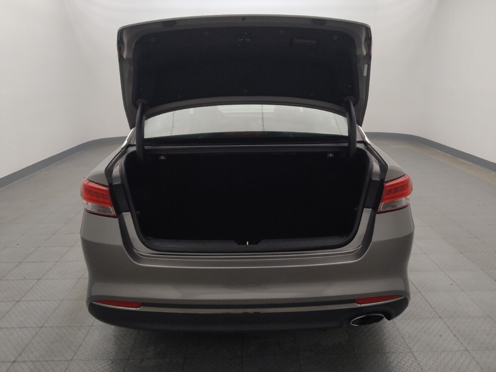 2016 Kia Optima in Houston, TX 77034 - 18088204 29
