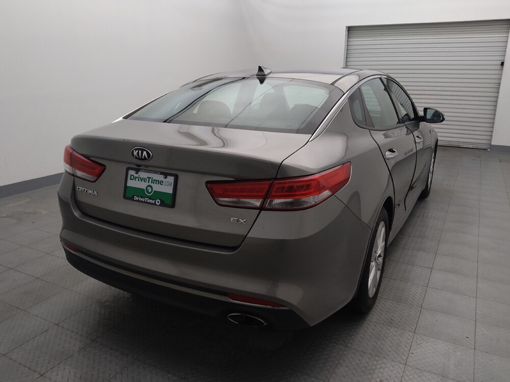 2016 Kia Optima in Houston, TX 77034 - 18088204 7