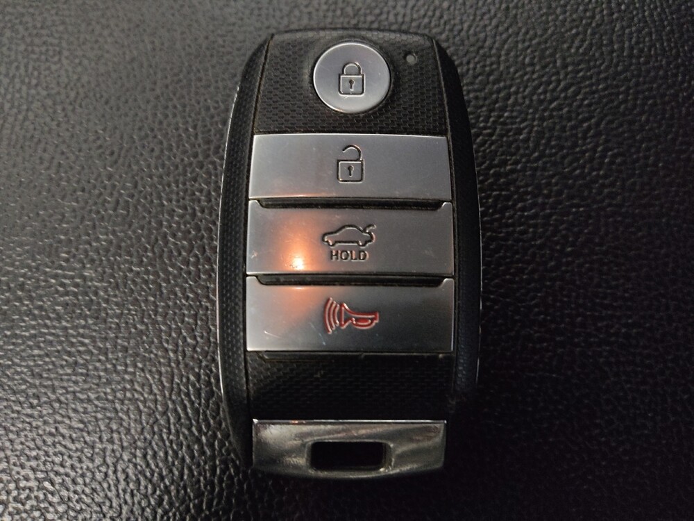 2016 Kia Optima in Houston, TX 77034 - 18088204 32