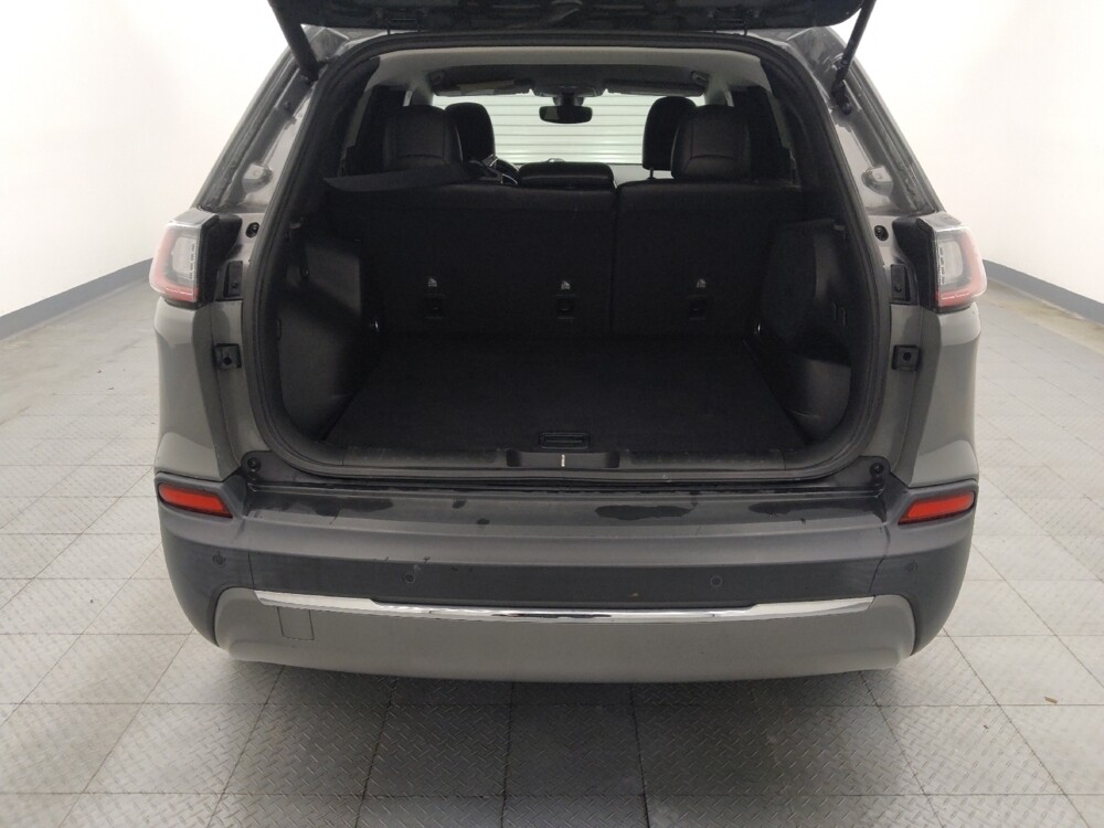 2019 Jeep Cherokee in Houston, TX 77060 - 18088205 29