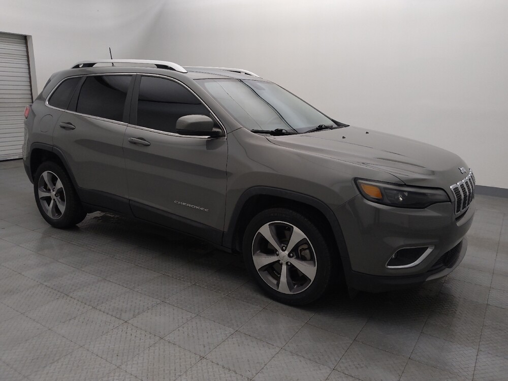 2019 Jeep Cherokee in Houston, TX 77060 - 18088205 11