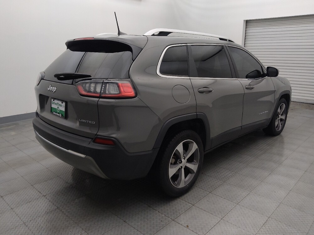 2019 Jeep Cherokee in Houston, TX 77060 - 18088205 9