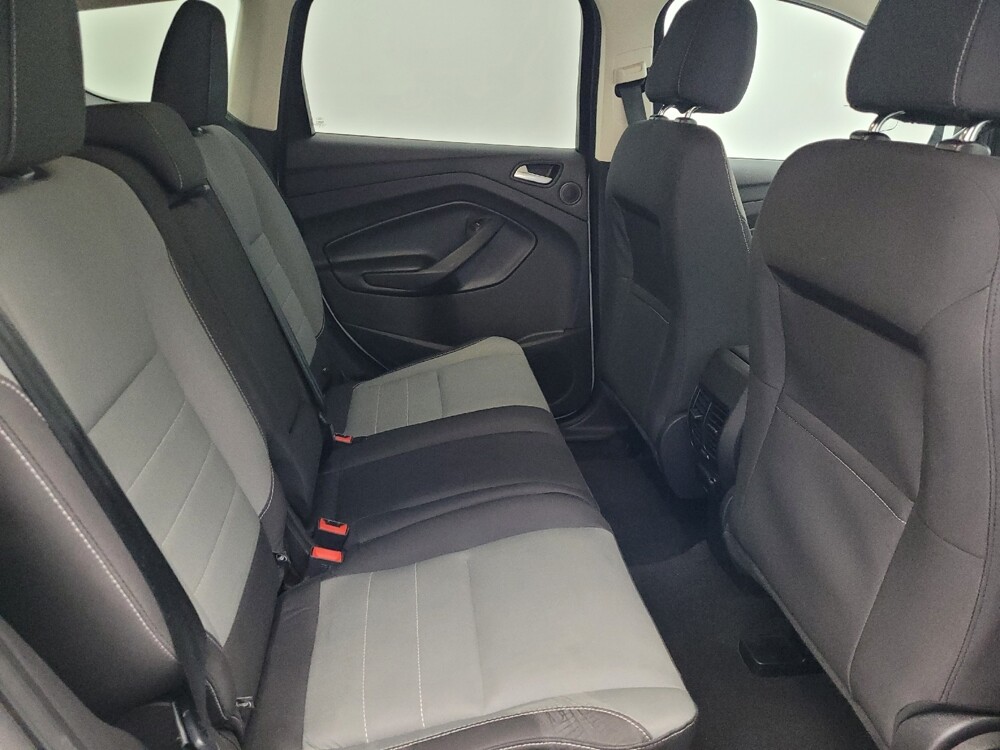 2016 Ford Escape in Ocala, FL 34471 - 18088210 19