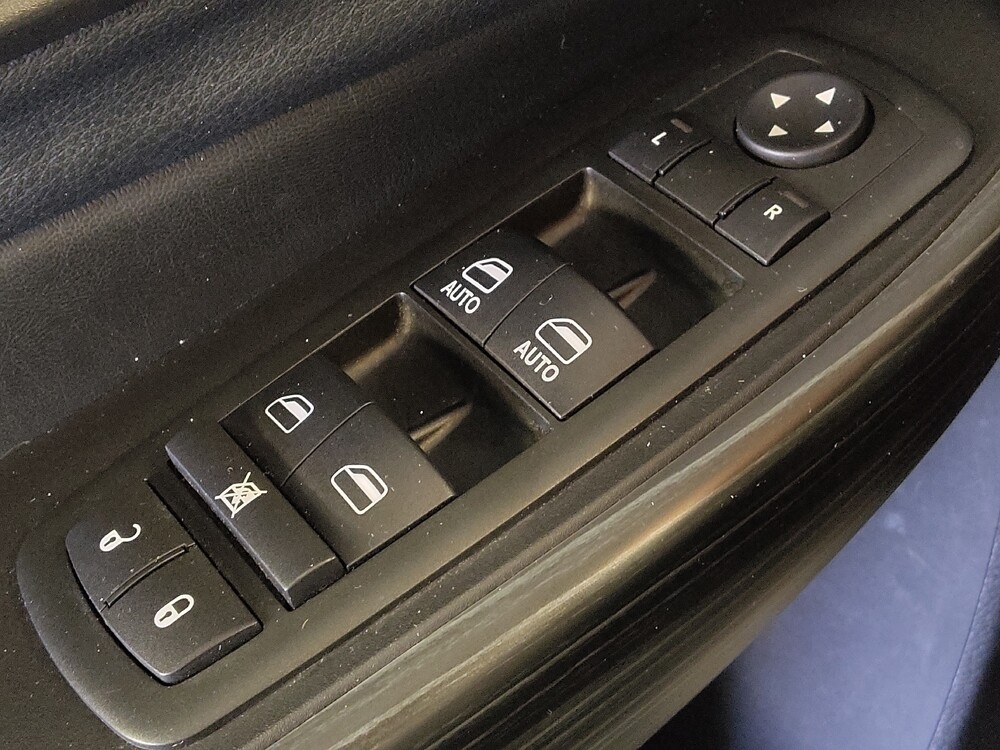 2014 Jeep Cherokee in Houston, TX 77060 - 18088227 27