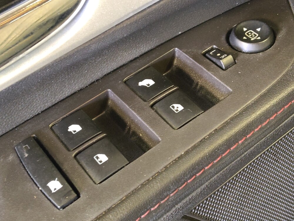 2015 Chevrolet Equinox in Houston, TX 77060 - 18088233 27