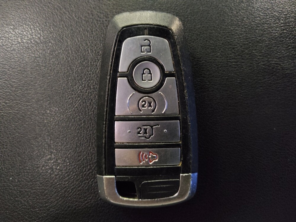 2022 Ford Edge in Houston, TX 77034 - 18088235 32