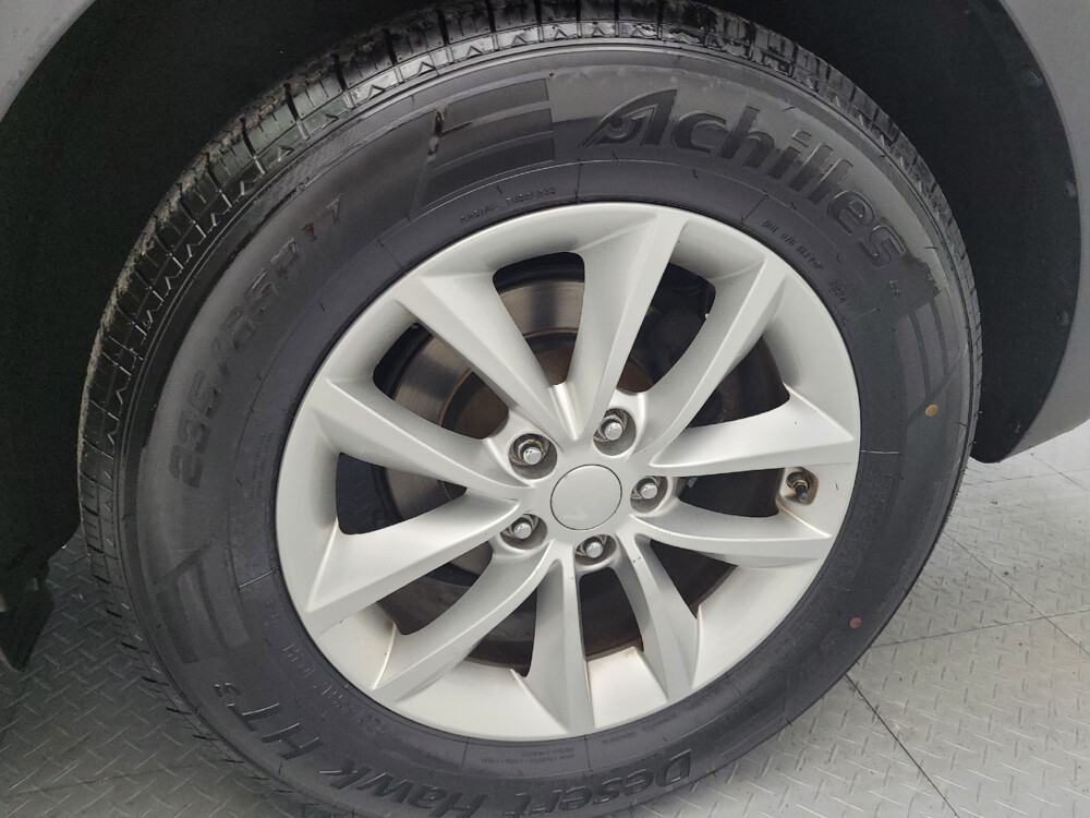 2017 Kia Sorento in Toledo, OH 43617 - 18088237 31