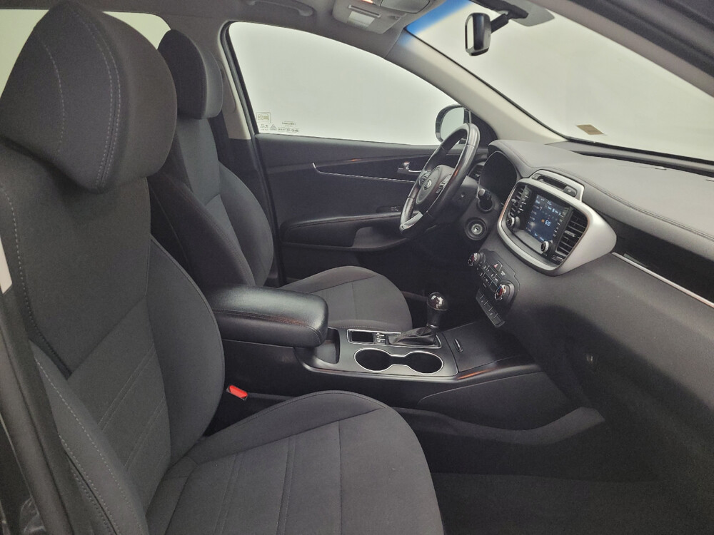 2017 Kia Sorento in Toledo, OH 43617 - 18088237 21