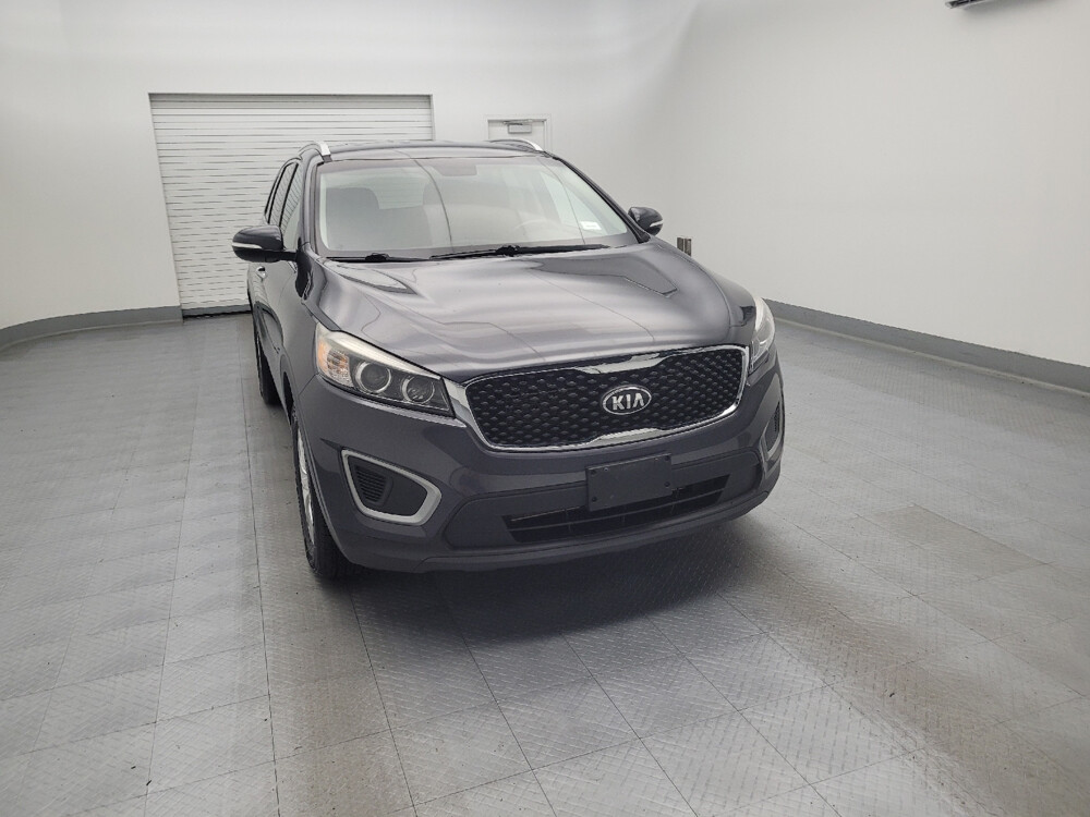 2017 Kia Sorento in Toledo, OH 43617 - 18088237 14