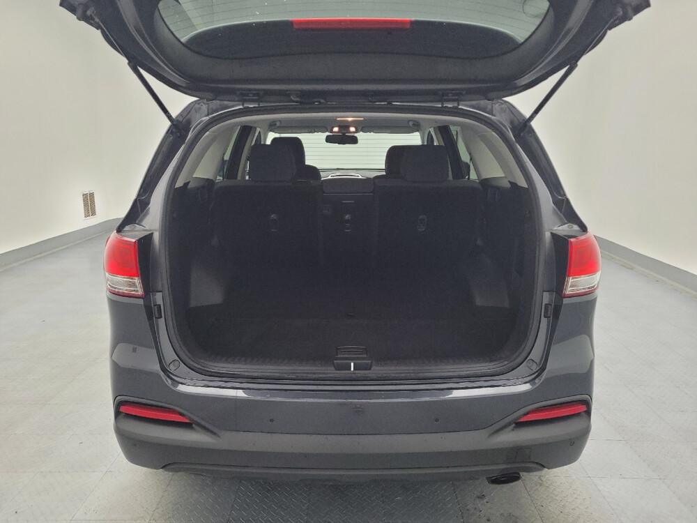 2017 Kia Sorento in Toledo, OH 43617 - 18088237 29