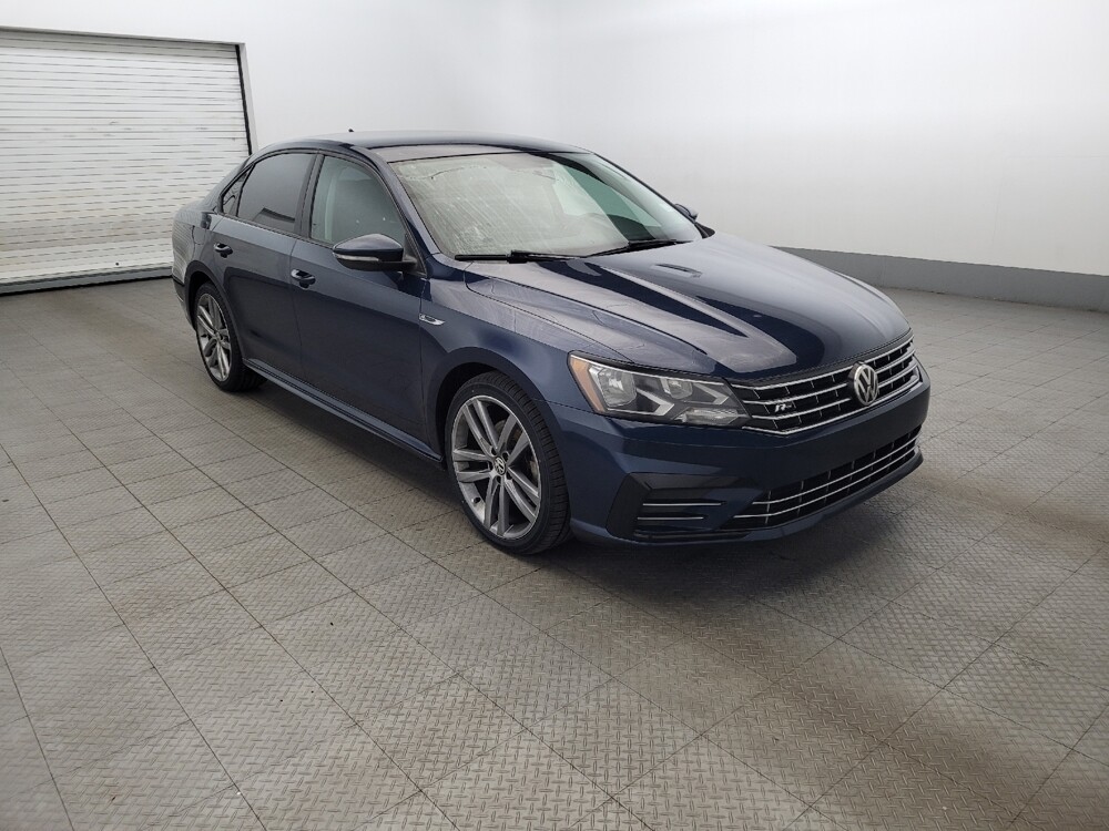 2018 Volkswagen Passat in Plymouth Meeting, PA 19462 - 18088240 13