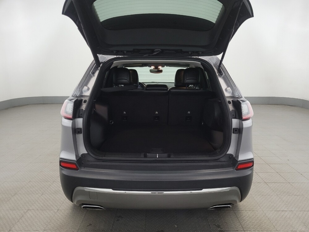 2020 Jeep Cherokee in Plymouth Meeting, PA 19462 - 18088243 29