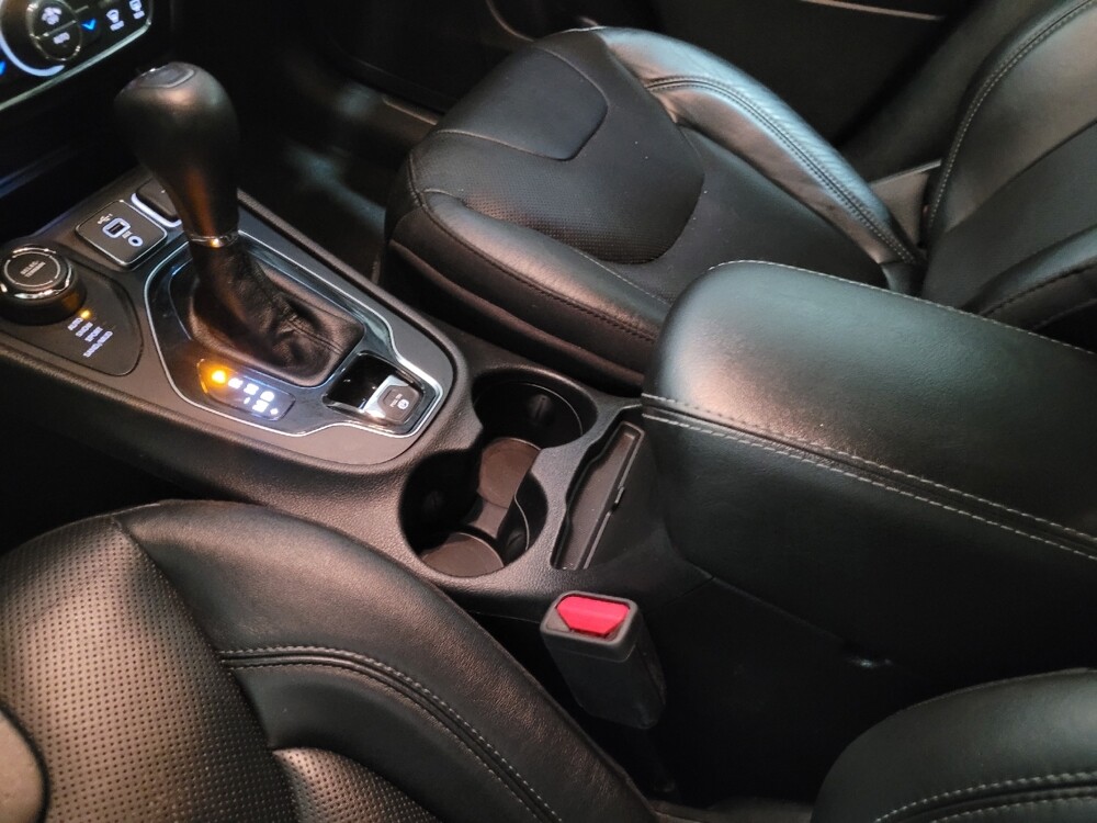 2020 Jeep Cherokee in Plymouth Meeting, PA 19462 - 18088243 26