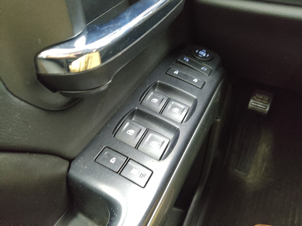 2015 Chevrolet Silverado 1500 in Independence, MO 64055 - 18088250 27