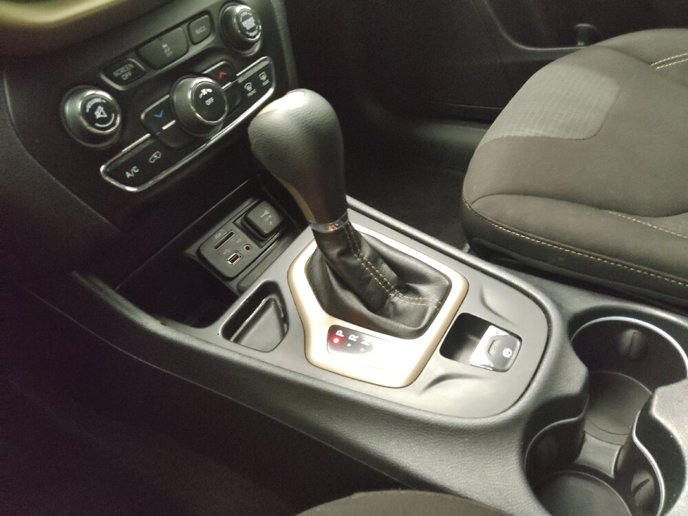 2016 Jeep Cherokee in Lombard, IL 60148 - 18088253 26