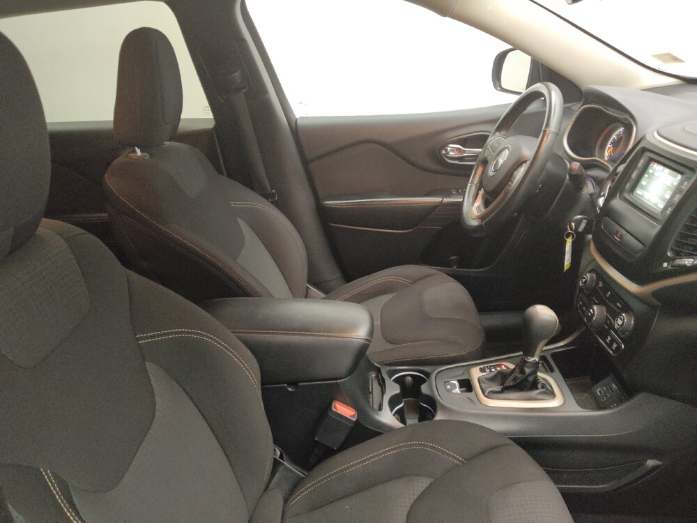 2016 Jeep Cherokee in Lombard, IL 60148 - 18088253 21