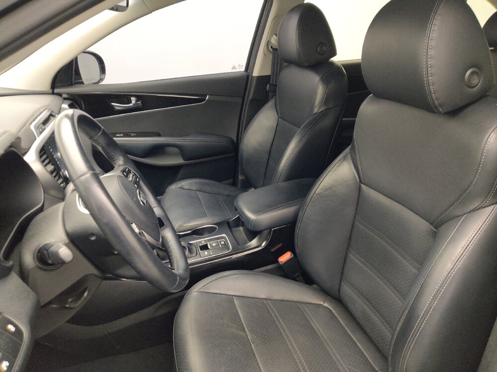 2019 Kia Sorento in Kissimmee, FL 34744 - 18088257 17