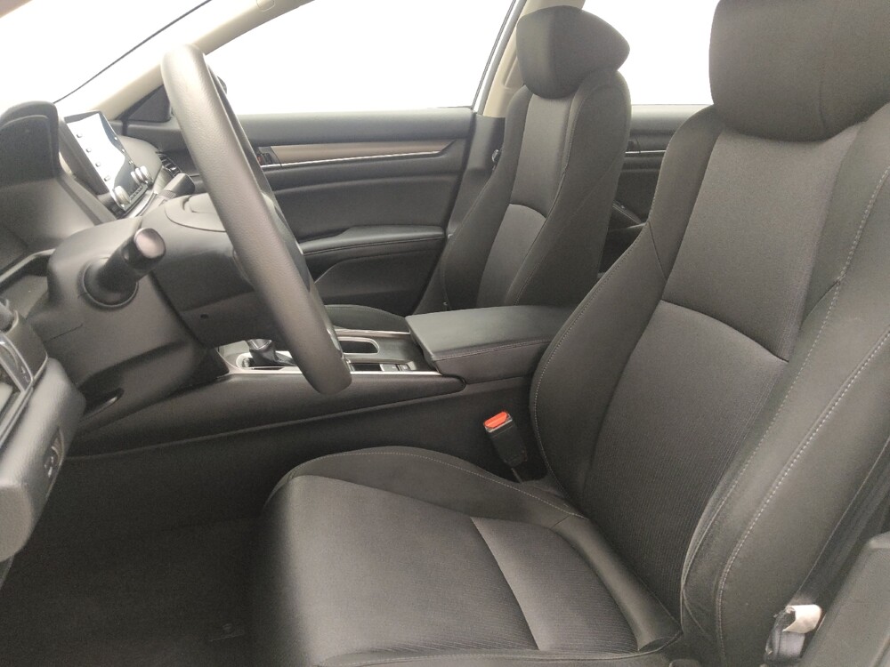 2019 Honda Accord in Miami, FL 33157 - 18088259 17