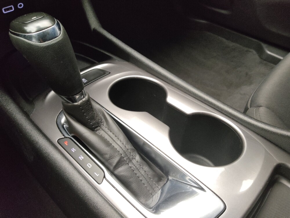 2020 Chevrolet Malibu in Taylor, MI 48180 - 18088261 26