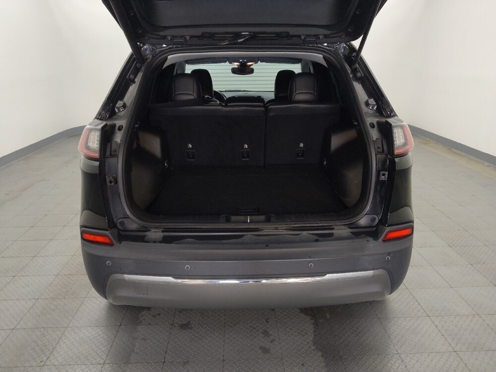 2019 Jeep Cherokee in Houston, TX 77060 - 18088266 29