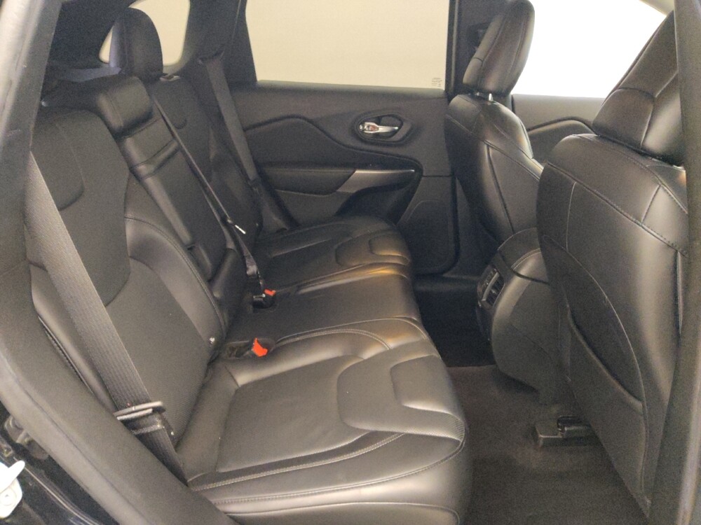 2019 Jeep Cherokee in Houston, TX 77060 - 18088266 19