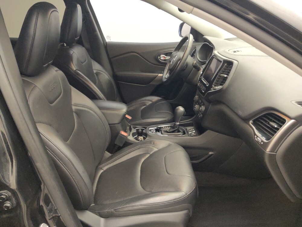 2019 Jeep Cherokee in Houston, TX 77060 - 18088266 21