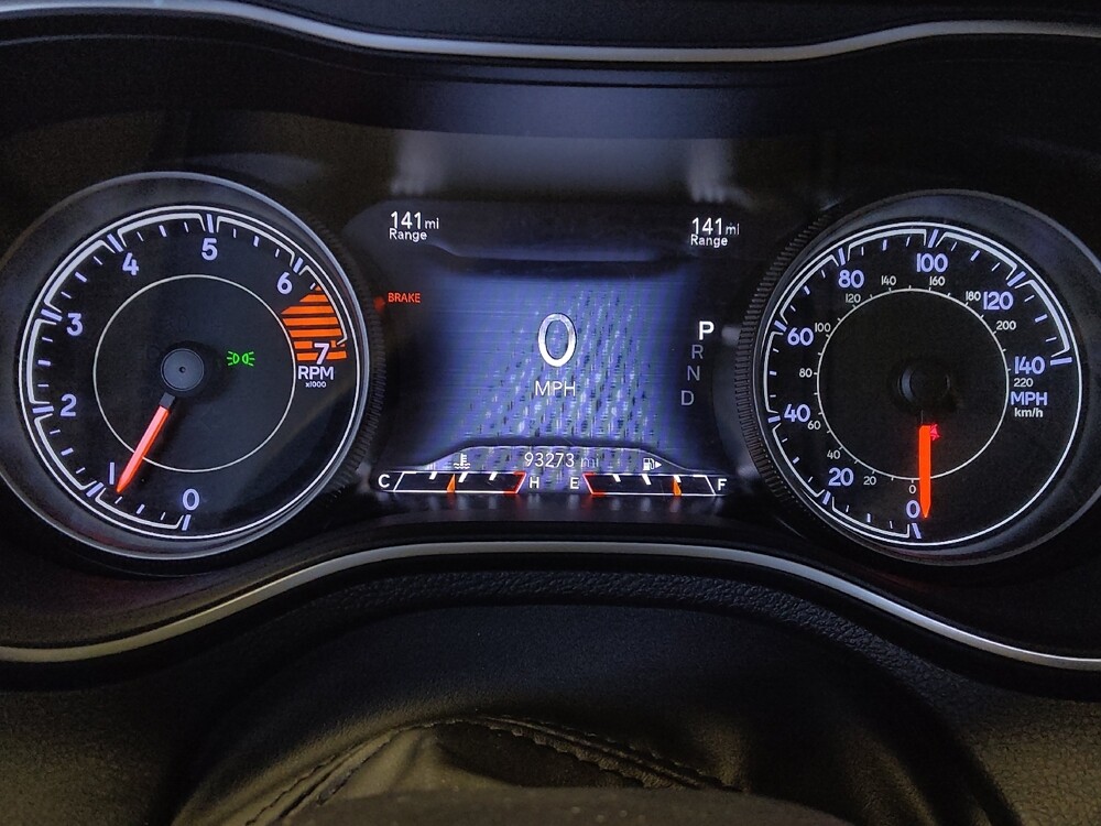 2019 Jeep Cherokee in Houston, TX 77060 - 18088266 23