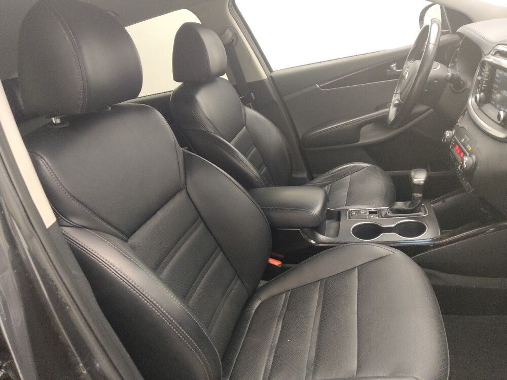 2019 Kia Sorento in Morrow, GA 30260 - 18088267 21