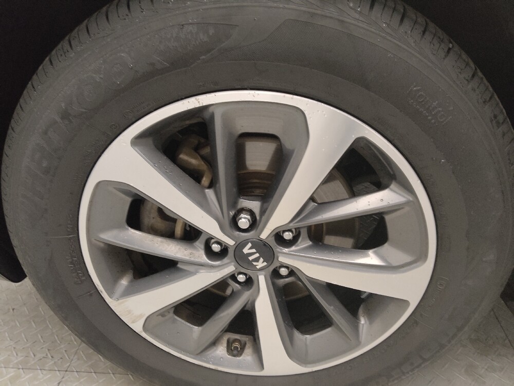 2019 Kia Sorento in Morrow, GA 30260 - 18088267 31