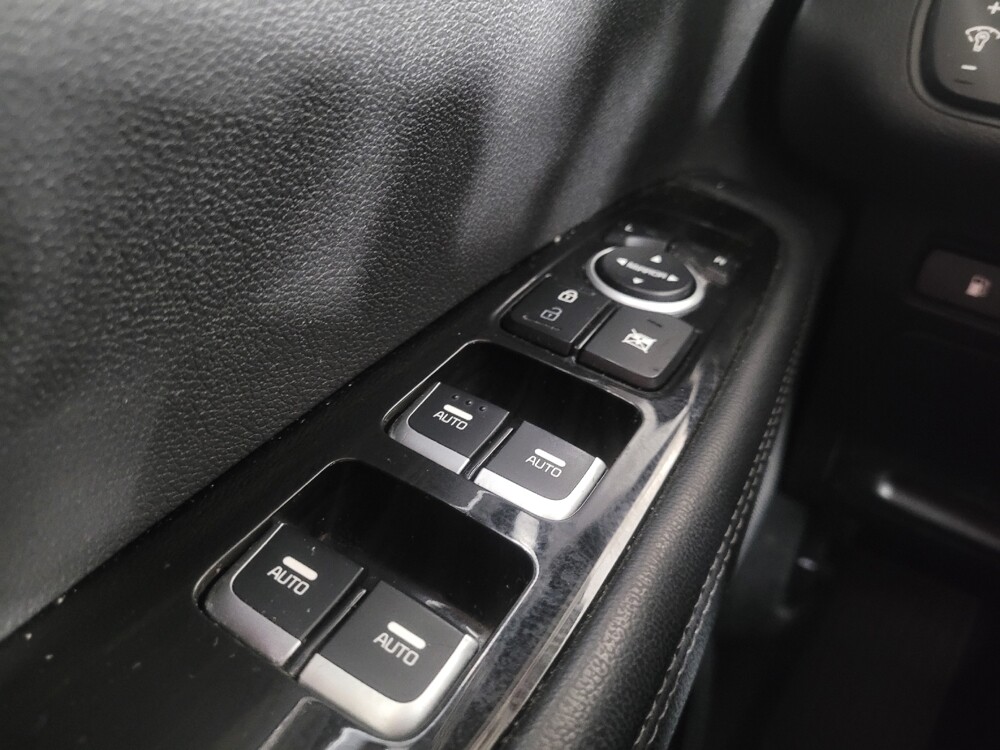 2019 Kia Sorento in Morrow, GA 30260 - 18088267 27