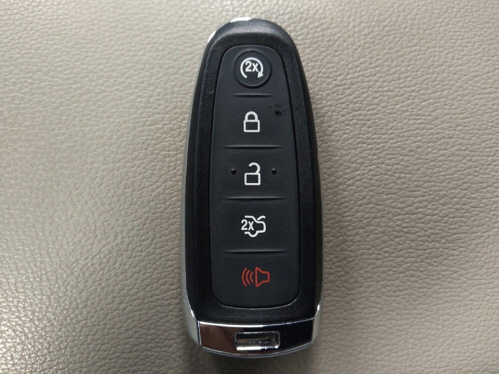 2017 Ford Escape in Houston, TX 77060 - 18088273 32