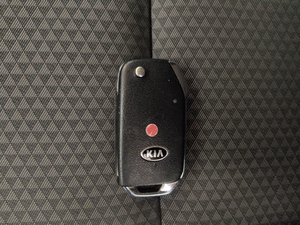 2020 Kia Soul in Denver, CO 80012 - 18088274 32