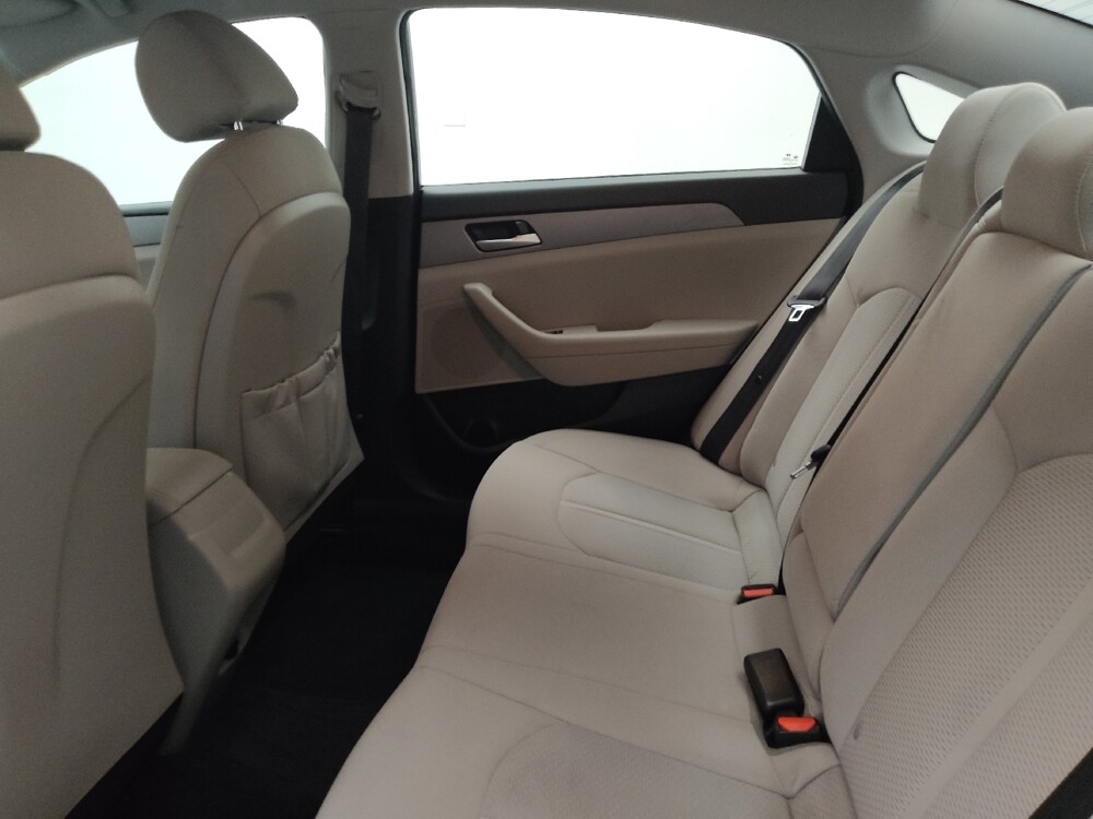 2018 Hyundai Sonata in Lombard, IL 60148 - 18088277 18