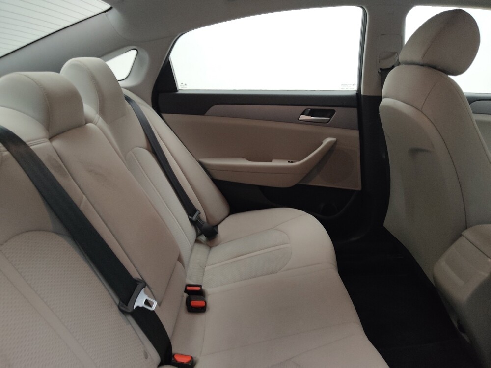 2018 Hyundai Sonata in Lombard, IL 60148 - 18088277 19
