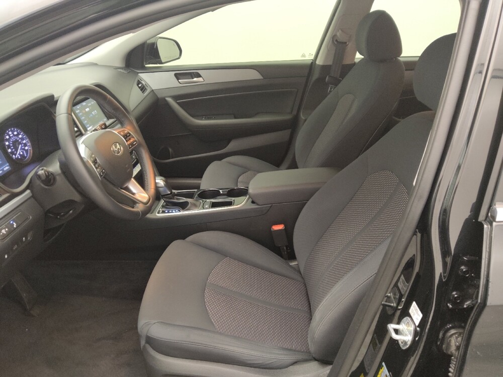 2018 Hyundai Sonata in Baton Rouge, LA 70816 - 18088282 17