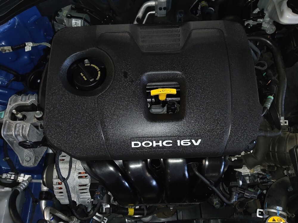 2017 Hyundai Elantra in Lauderdale Lakes, FL 33313 - 18088284 30