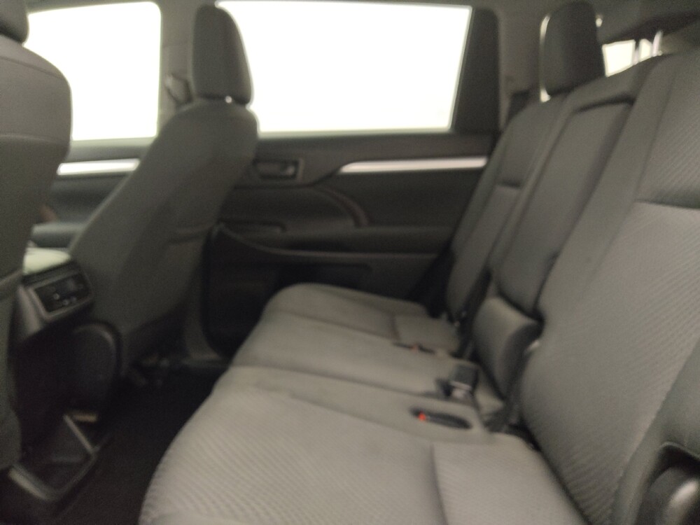 2019 Toyota Highlander in Colorado Springs, CO 80909 - 18088286 18