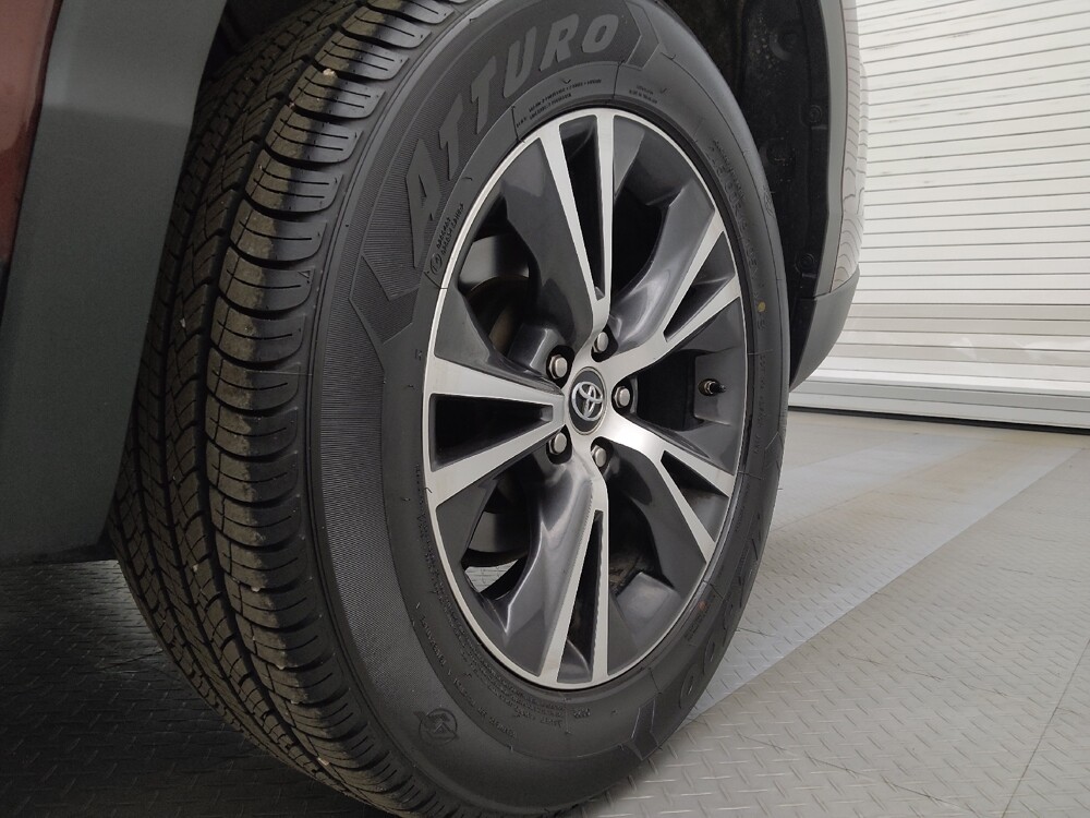 2019 Toyota Highlander in Colorado Springs, CO 80909 - 18088286 31