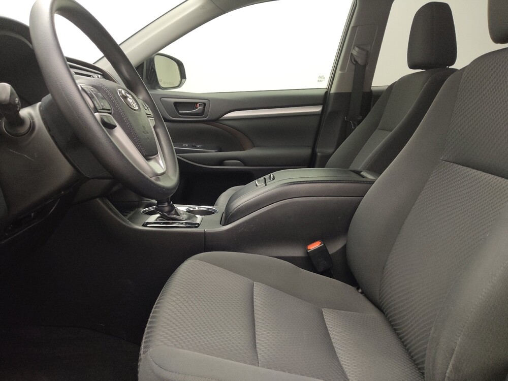 2019 Toyota Highlander in Colorado Springs, CO 80909 - 18088286 17