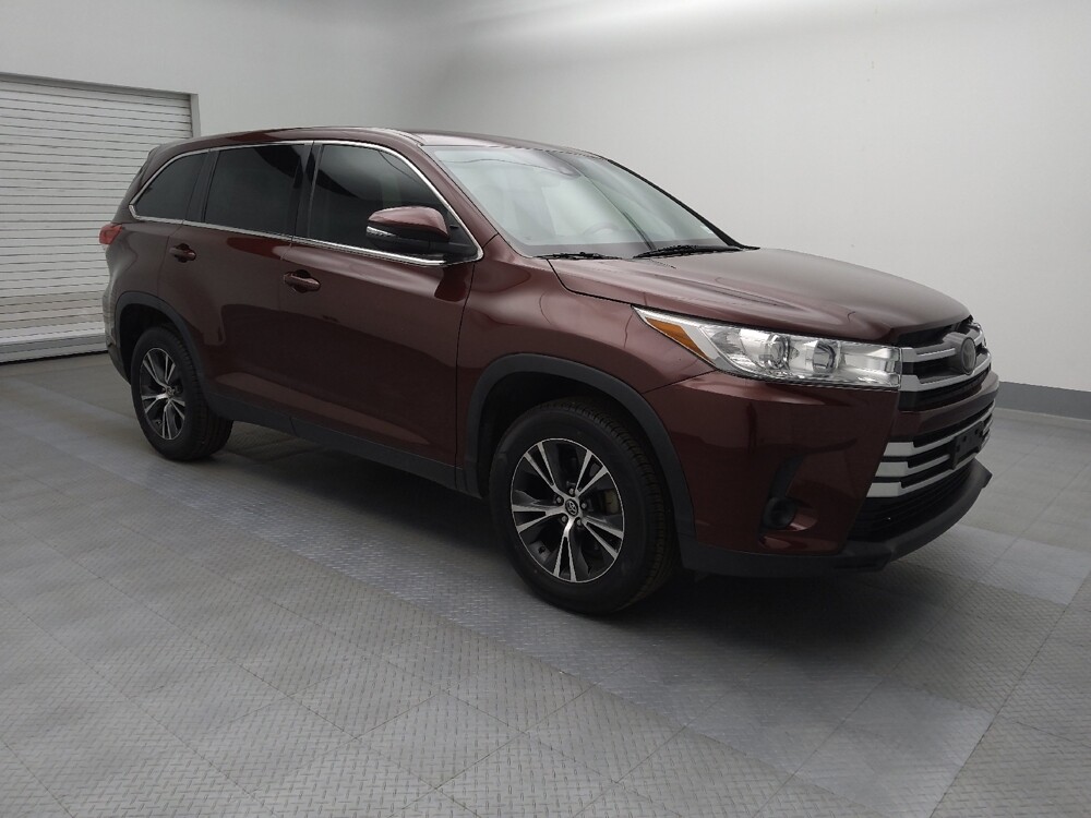 2019 Toyota Highlander in Colorado Springs, CO 80909 - 18088286 11