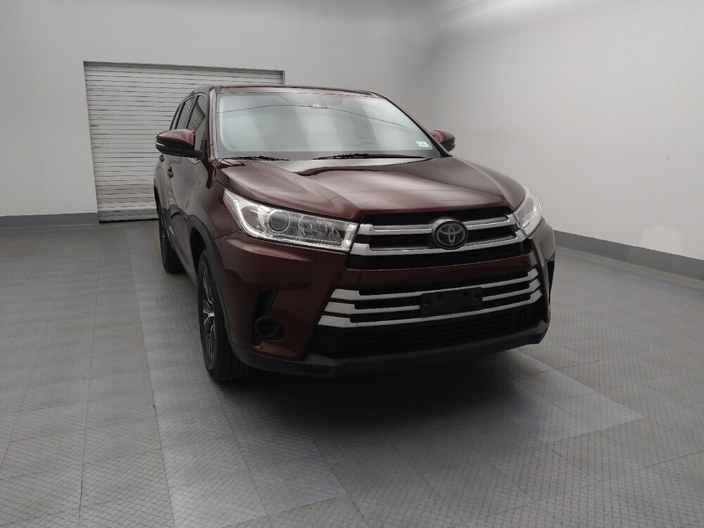 2019 Toyota Highlander in Colorado Springs, CO 80909 - 18088286 14
