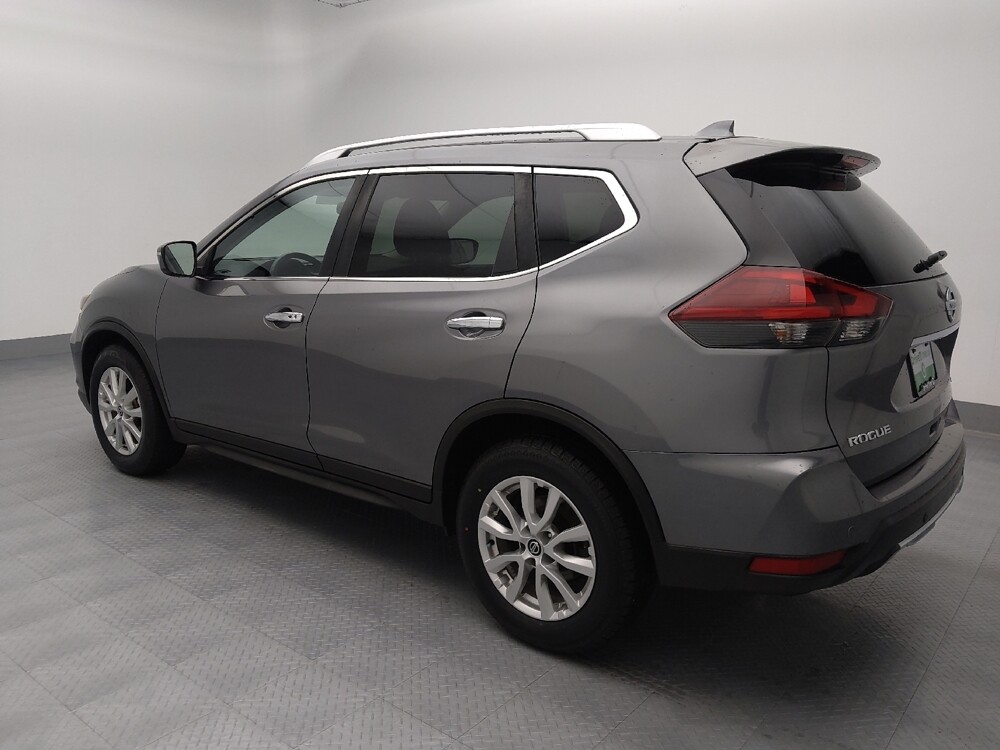 2019 Nissan Rogue in Independence, MO 64055 - 18088287 3